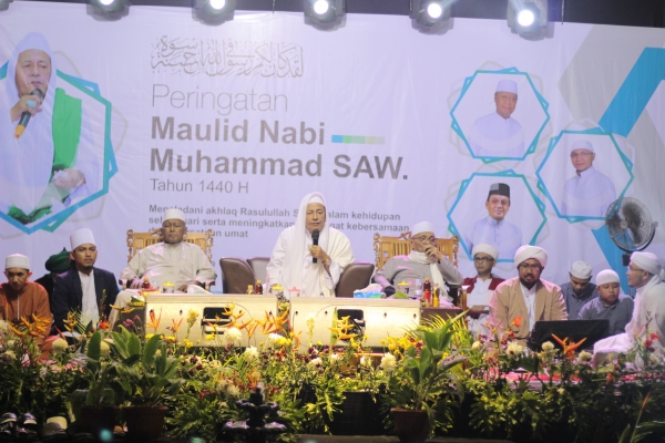 Mauidhotul Khasanah Maulana Habib Luthfi bin Yahya