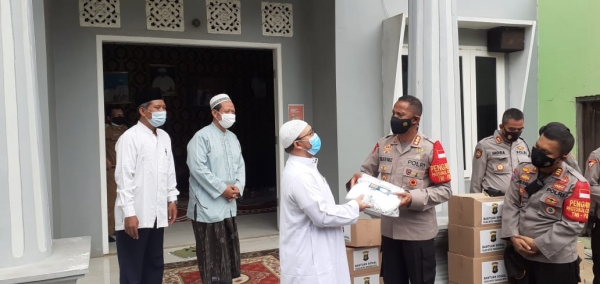 Kapolres Metro Tangerang Kota yang Baru Silaturahim ke Pondok Pesantren Asshiddiqiyah